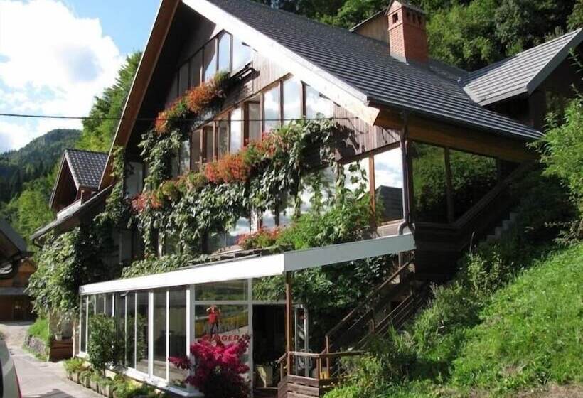 Apartment House Jager