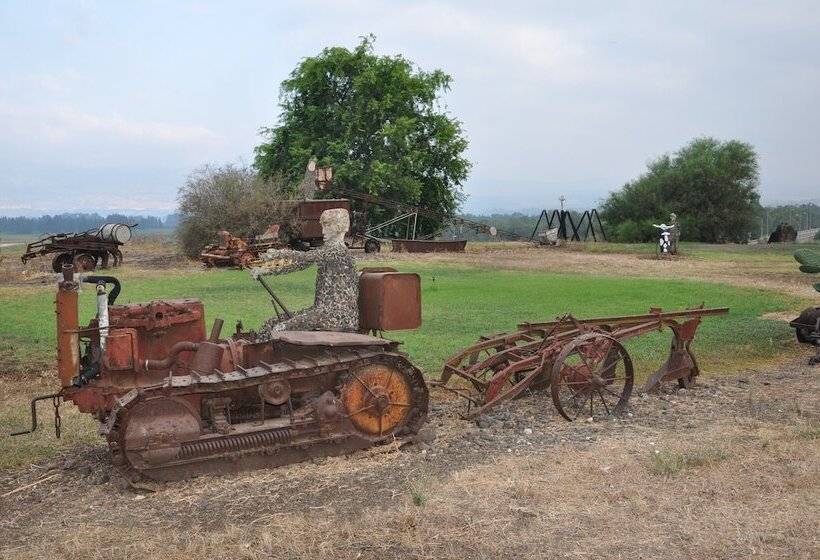 Bakfar Country Lodging