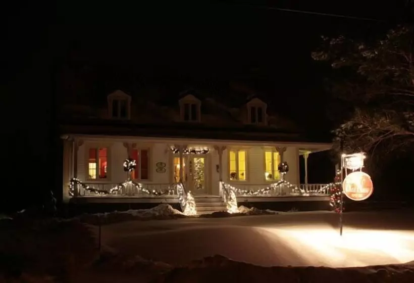 Aamiaismajoitus (B&B) Gite De Par Chez Nous