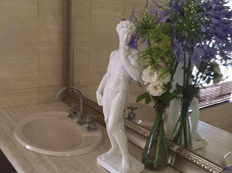 ベッドアンドブレックファースト Manor Estate