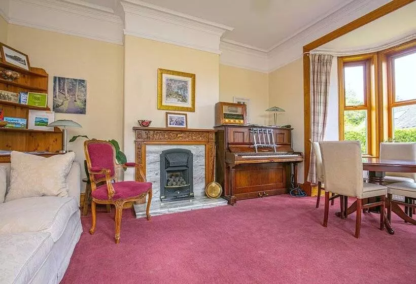 Aamiaismajoitus (B&B) The Hawthorns