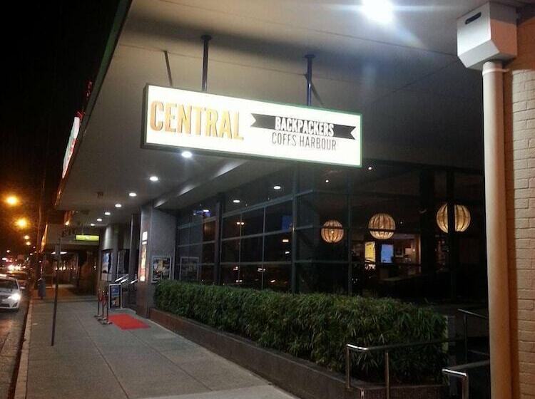 Central Backpackers   Hostel