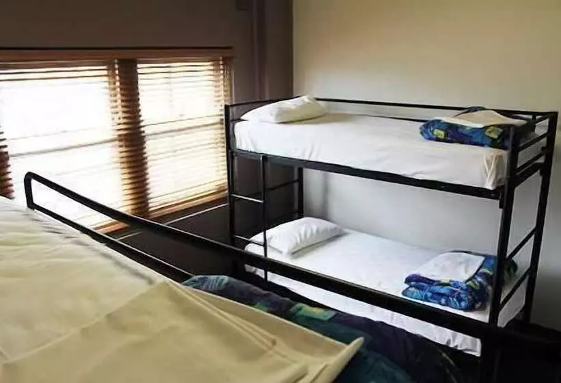 Central Backpackers   Hostel