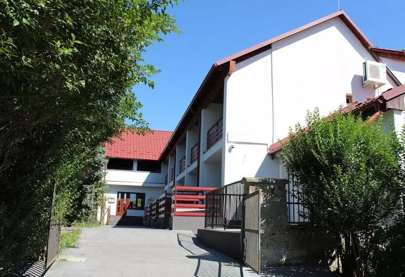 Hostelli Aranyhordó Panzió étterem és Pizzéria