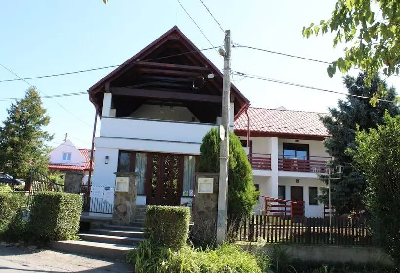Hostelli Aranyhordó Panzió étterem és Pizzéria