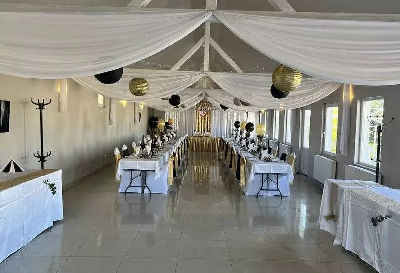 Hostelli Aranyhordó Panzió étterem és Pizzéria