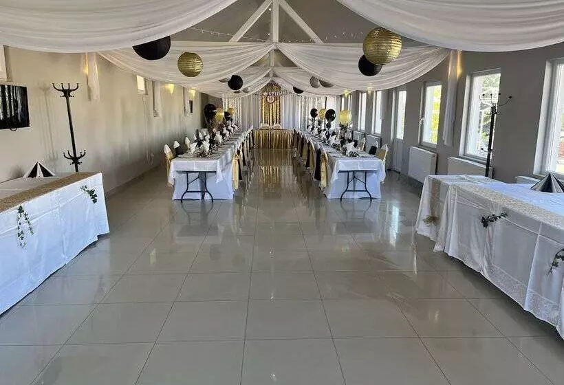 Hostelli Aranyhordó Panzió étterem és Pizzéria