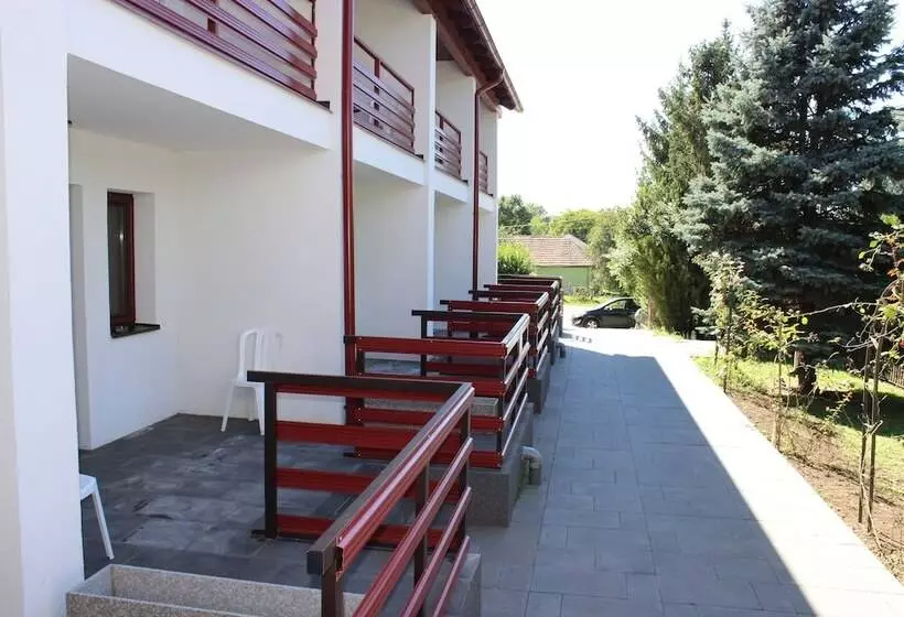 Hostelli Aranyhordó Panzió étterem és Pizzéria