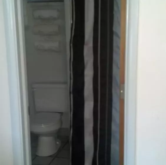 Hotelli Torch Bay Inn