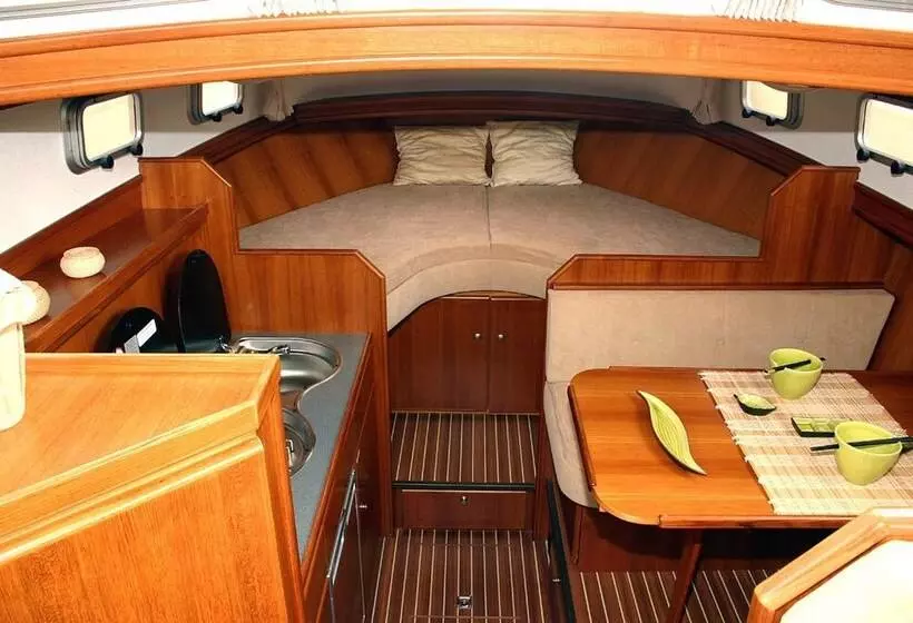 ホテル Une Nuit à Bord Bandol