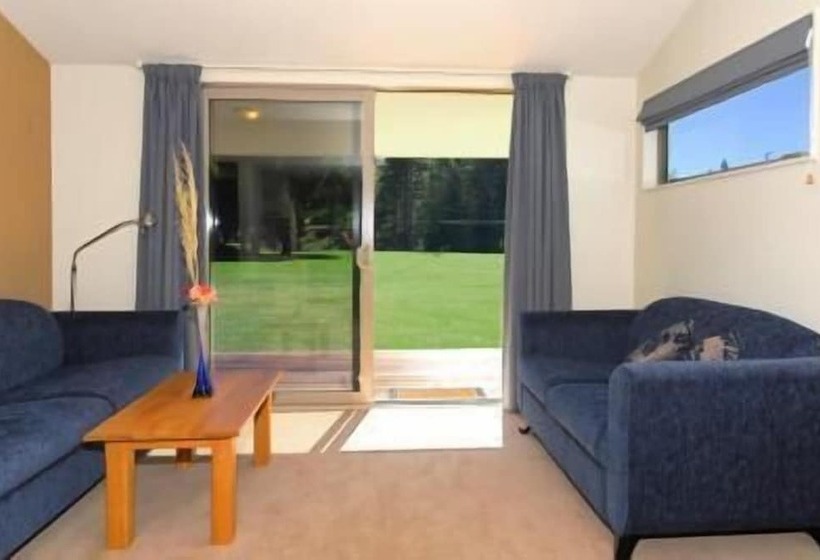 Mount Richmond Estate