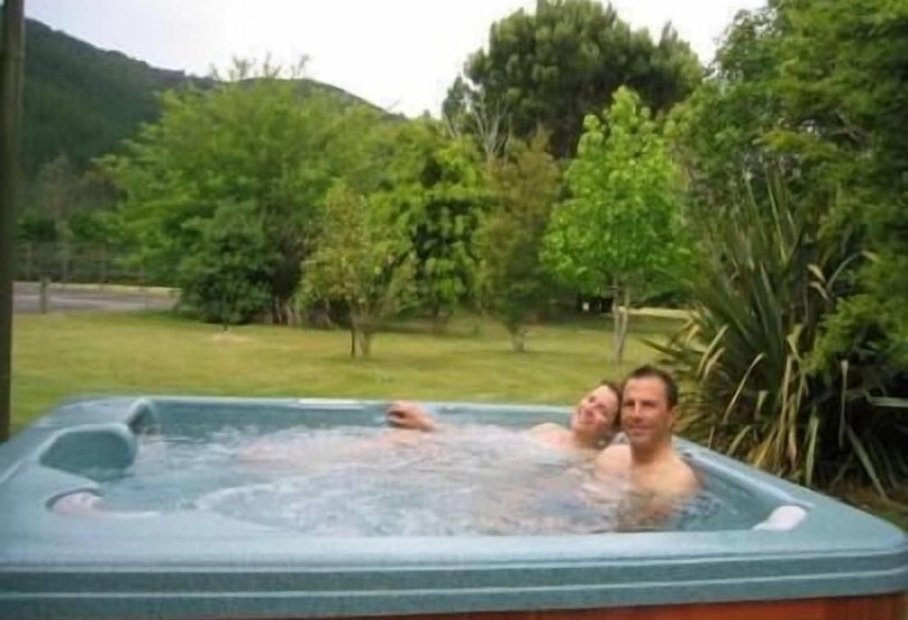 Mount Richmond Estate