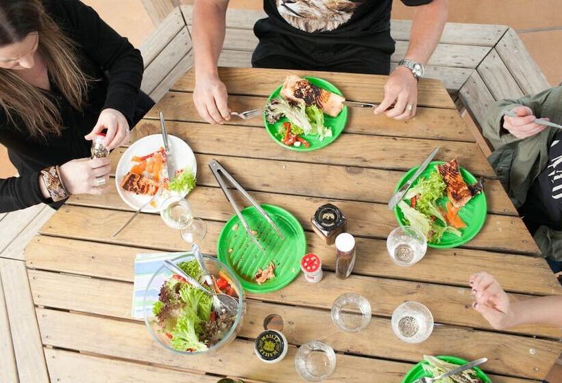 استراحتگاه Tasman Holiday Parks   Papamoa Beach