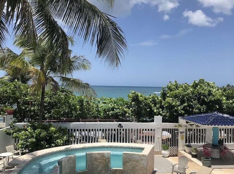 پانسیون The Beach Guesthouse