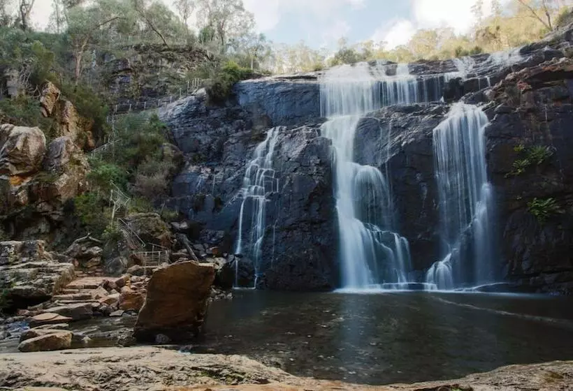Lomakeskus Lake Fyans Holiday Park