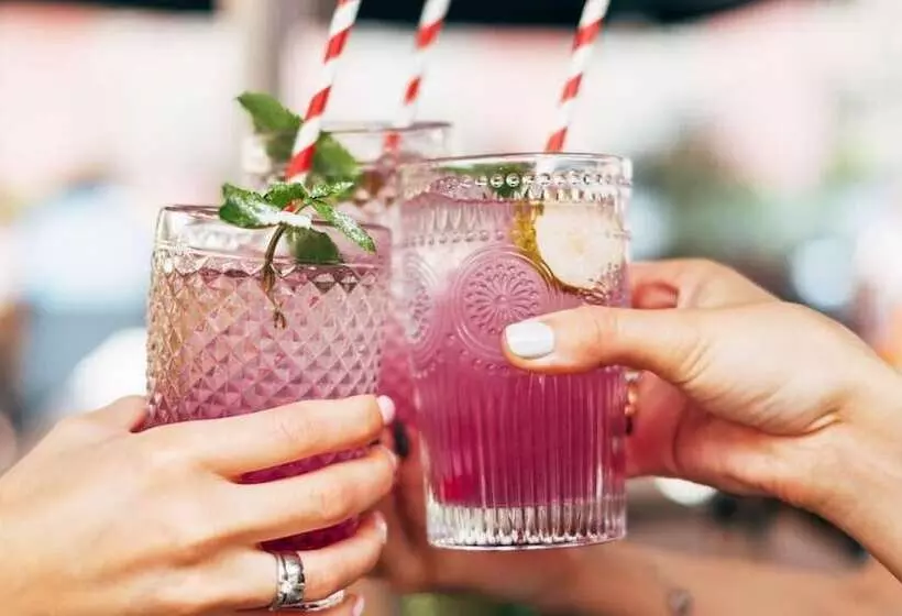 هاستل Rambutan Resort