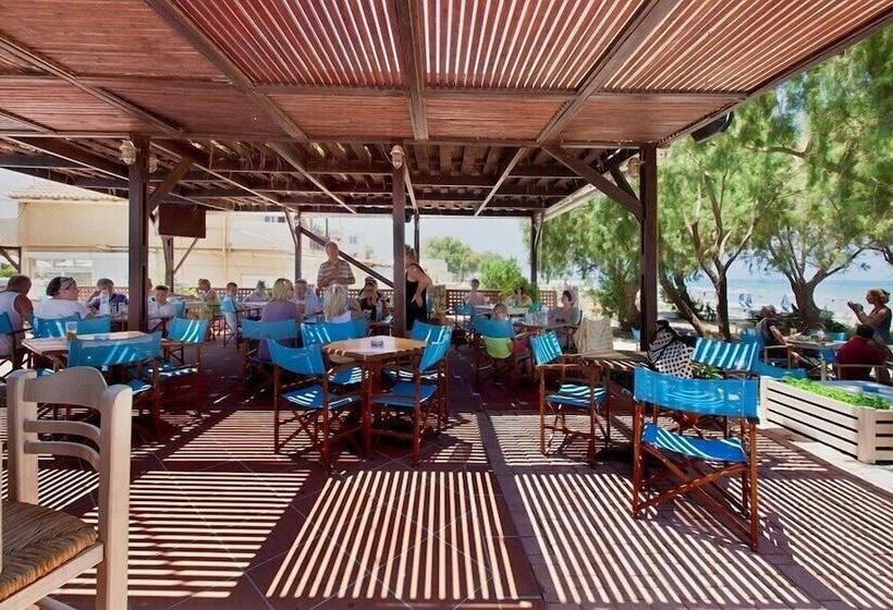 Alkionides Seaside Apartments