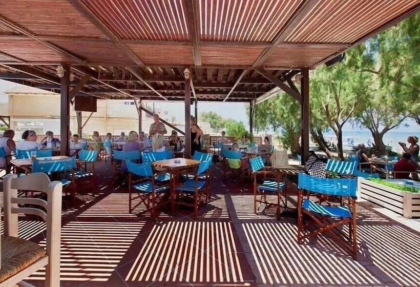 Alkionides Seaside Apartments