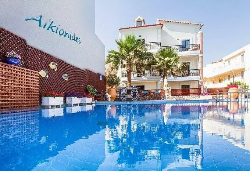 Alkionides Seaside Apartments