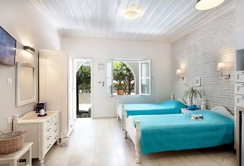 Alkionides Seaside Apartments