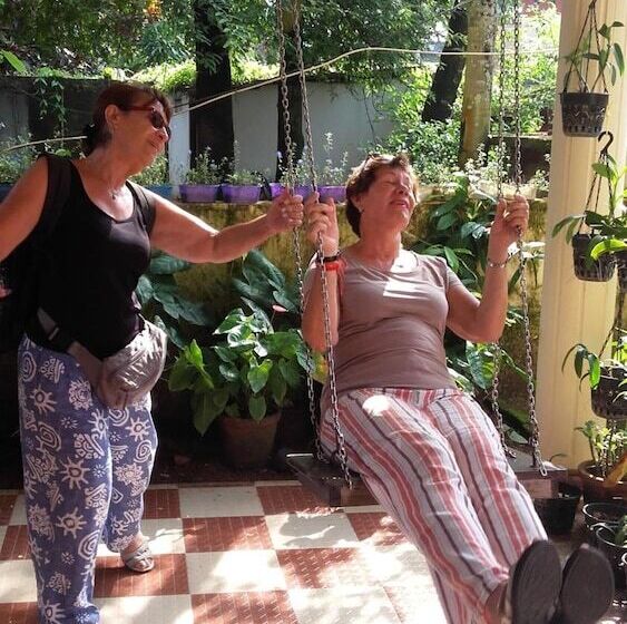 צימר Lazar Residency Homestay