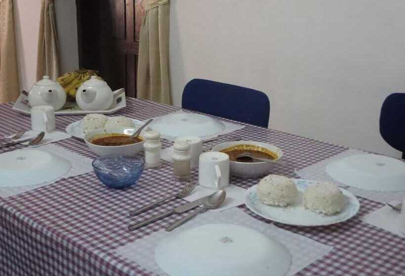 צימר Lazar Residency Homestay