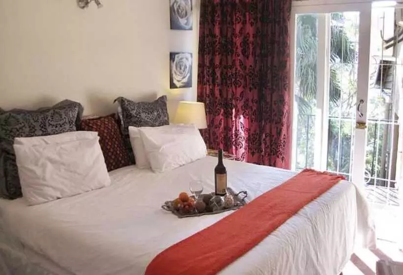 민박 Pinetown Lala Land