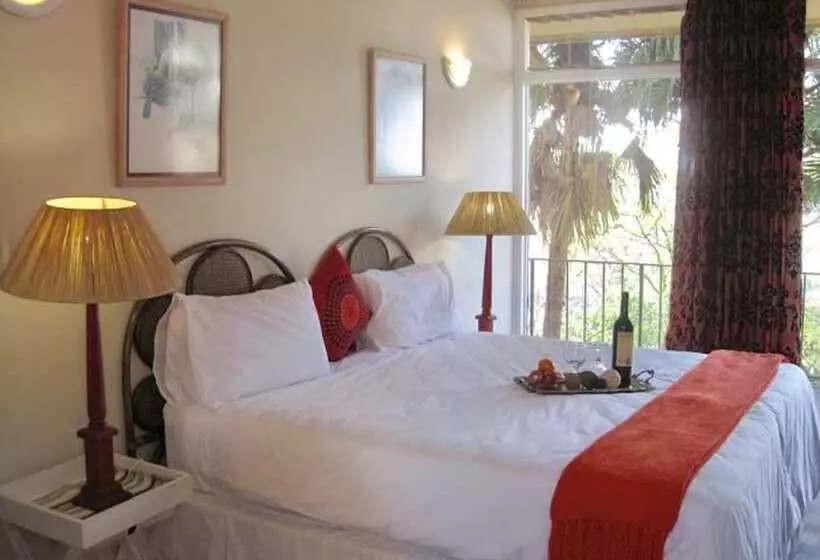 민박 Pinetown Lala Land