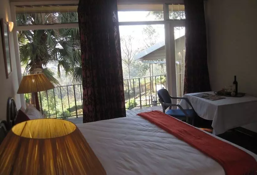 민박 Pinetown Lala Land