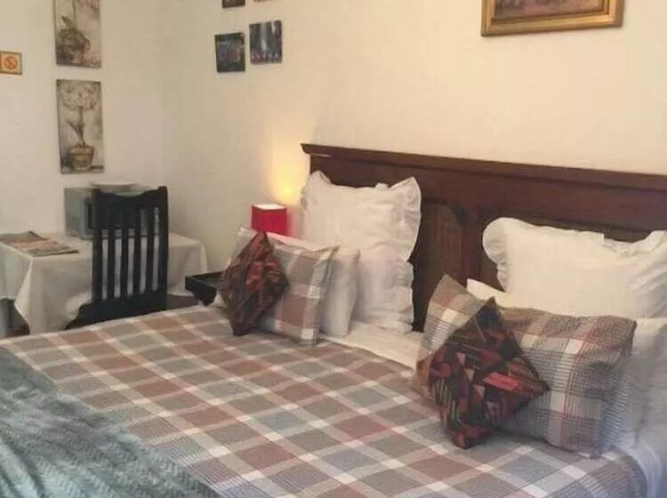 민박 Pinetown Lala Land