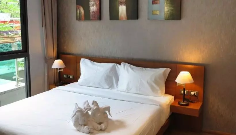 The Emerald Terrace Patong By Golden Legal