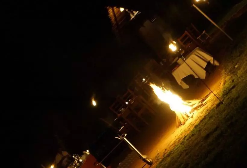 호텔 Athgira River Camping   Udawalawe