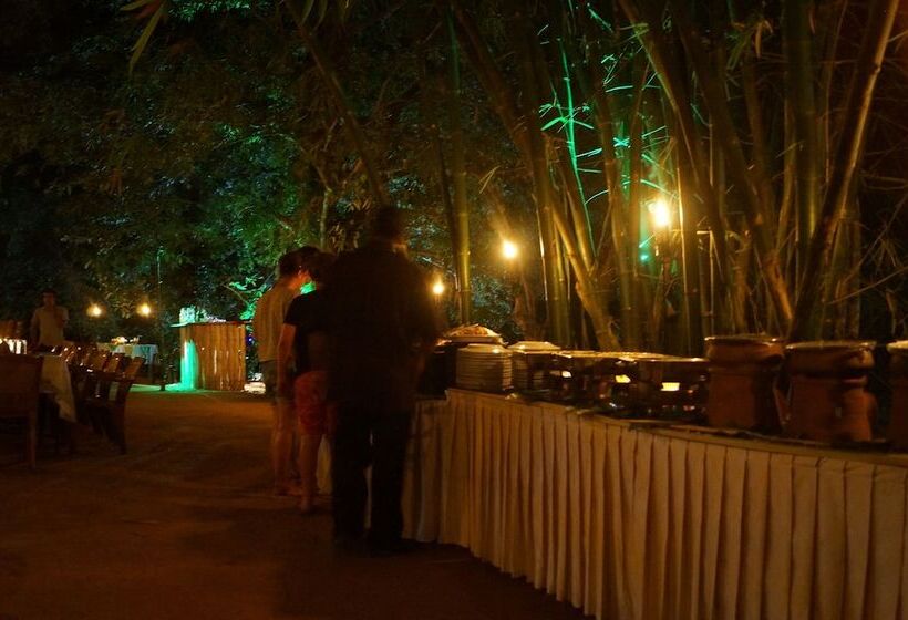 호텔 Athgira River Camping   Udawalawe