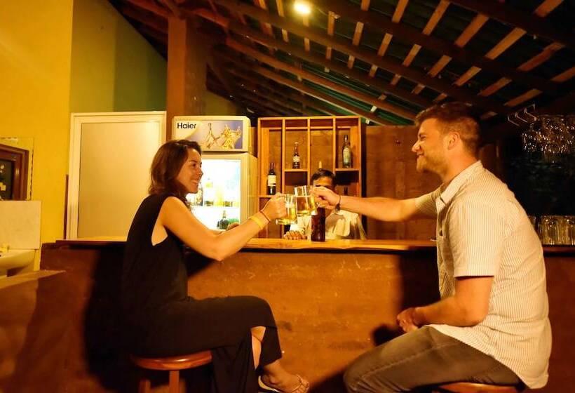 호텔 Athgira River Camping   Udawalawe