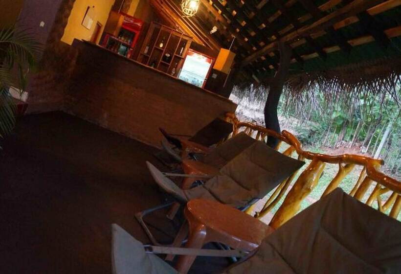 호텔 Athgira River Camping   Udawalawe