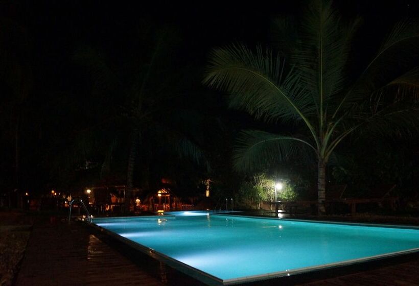 호텔 Athgira River Camping   Udawalawe