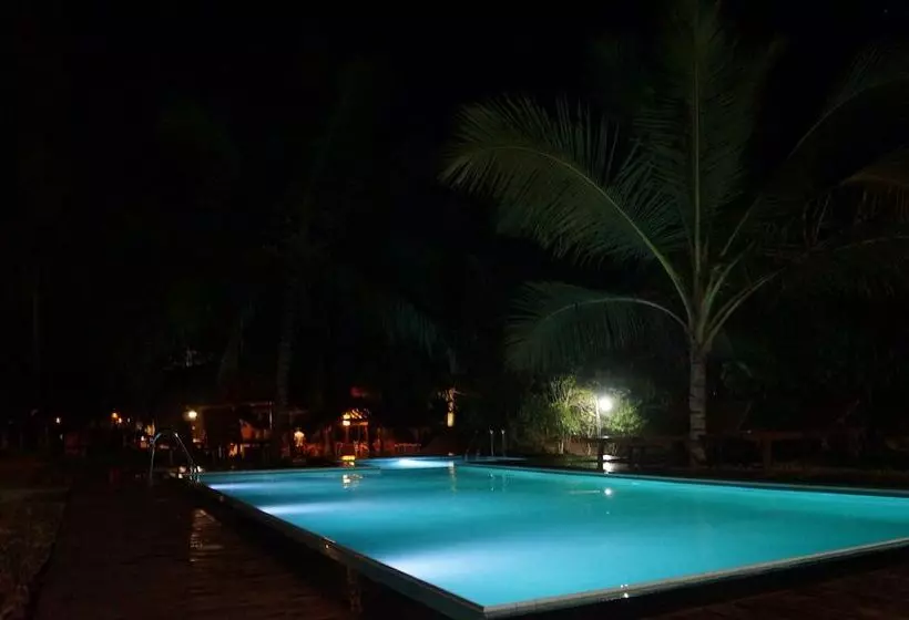 호텔 Athgira River Camping   Udawalawe