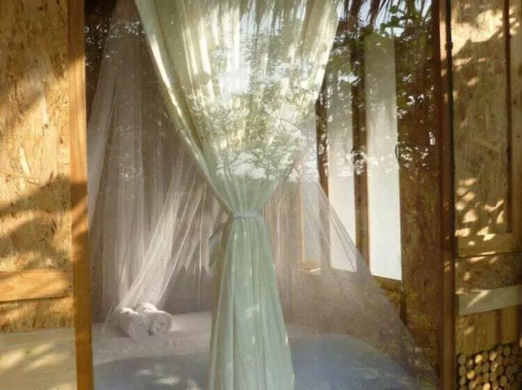 هتل Ban Bang Home Resort