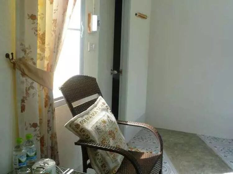 هتل Ban Bang Home Resort