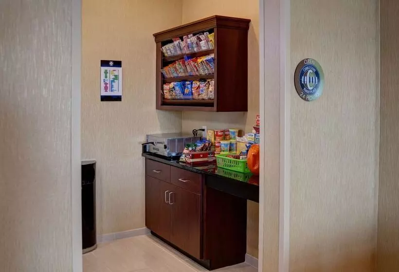 Cobblestone Hotel And Suites Jefferson