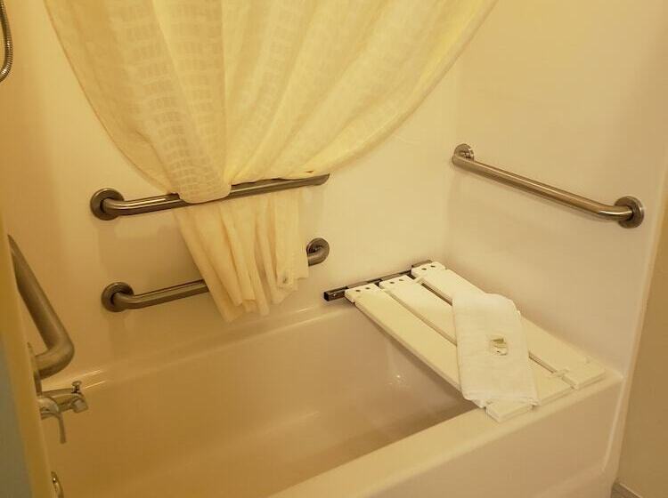 Cobblestone Hotel And Suites   Jefferson