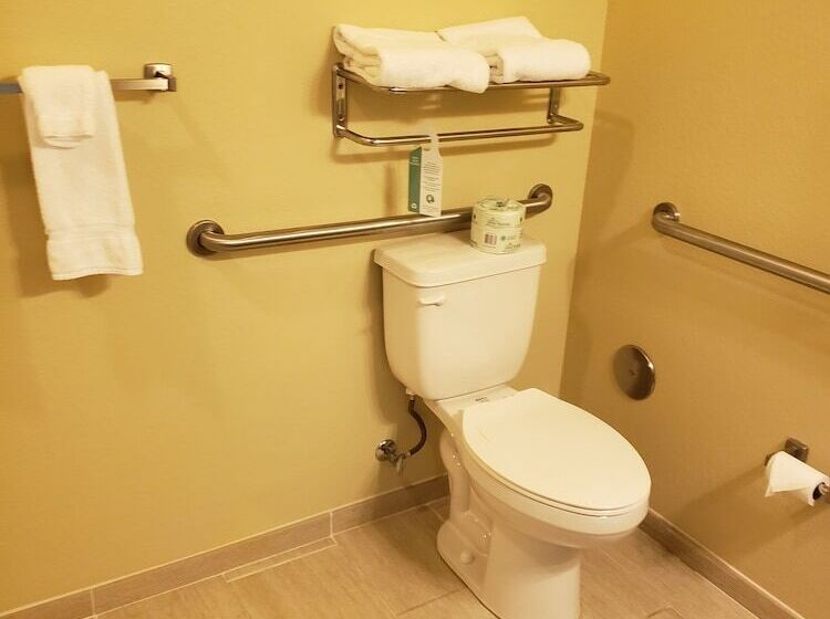 Cobblestone Hotel And Suites   Jefferson