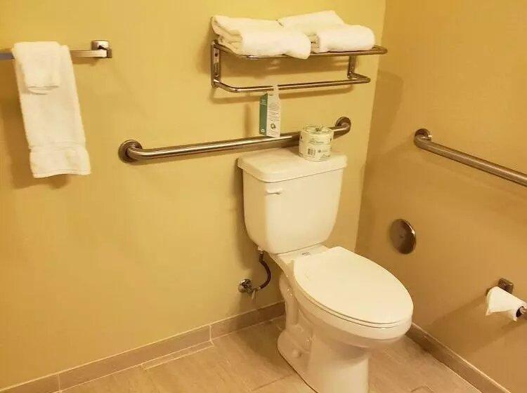 Cobblestone Hotel And Suites   Jefferson