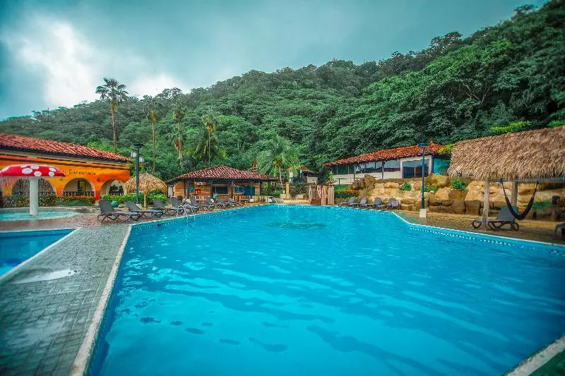 Отель Condovac La Costa