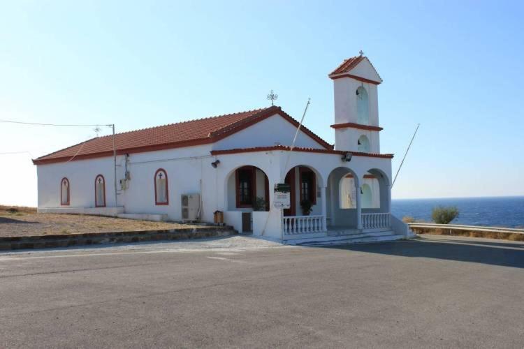 Hotelli Galazio Limani   Rooms To Let