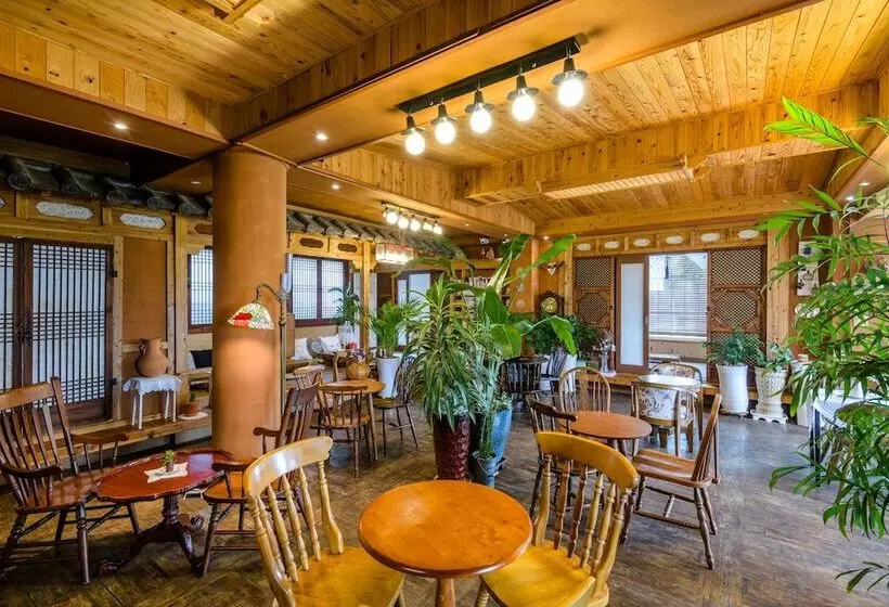 Hotel Harry And Sodam