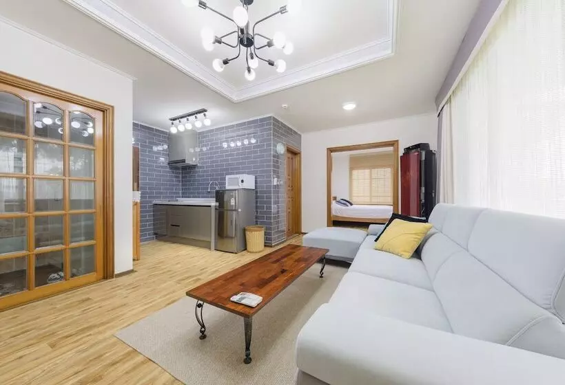 Hotel Harry And Sodam