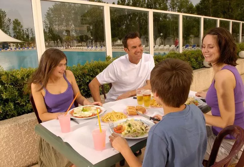 ホテル Camping Carabasse Vias Plage