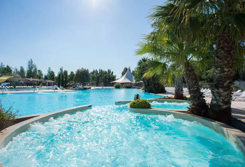 ホテル Camping Carabasse Vias Plage