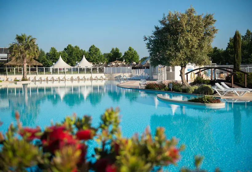 ホテル Camping Carabasse Vias Plage